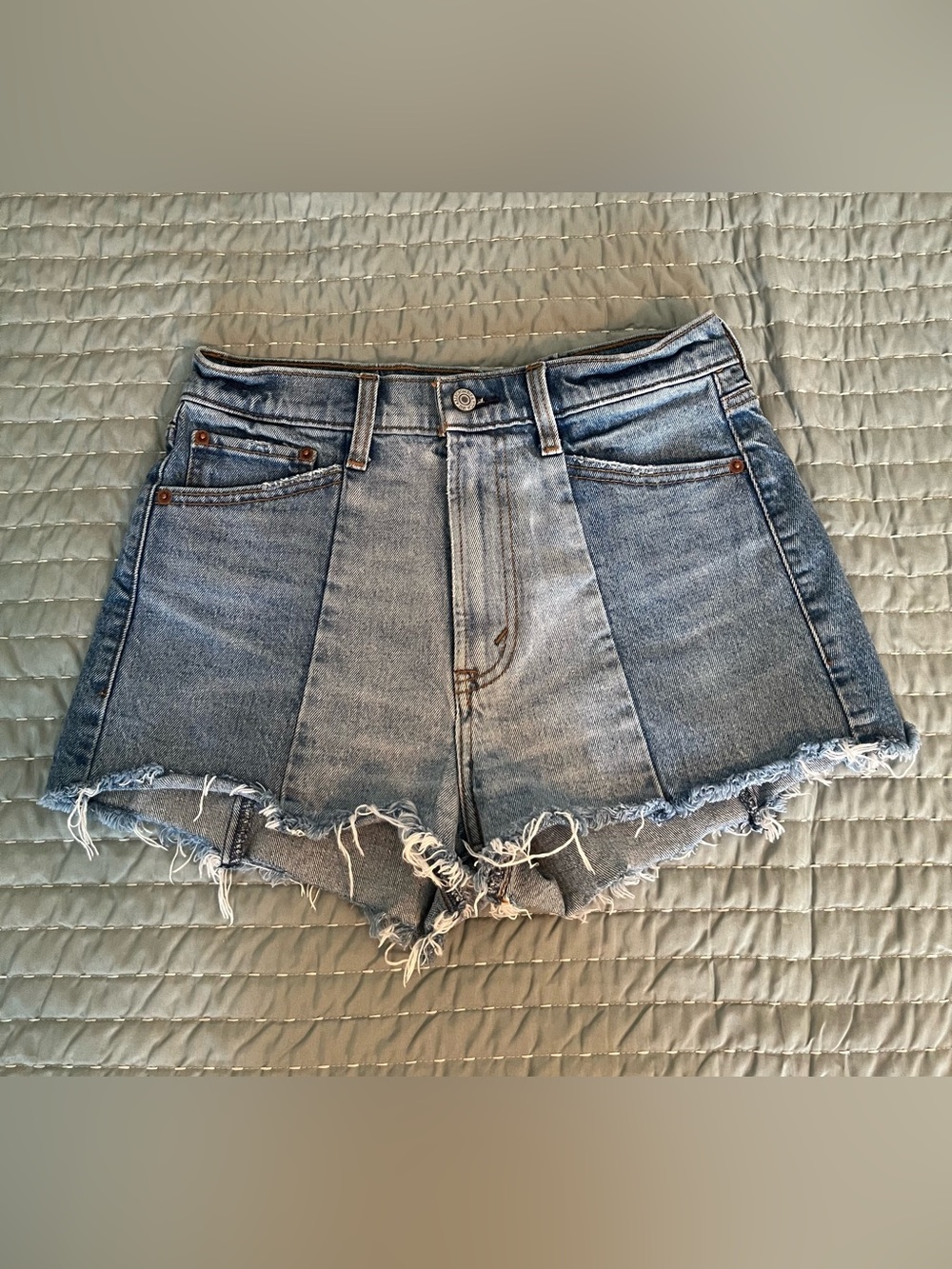 Abercrombie Two Tone Mom Shorts